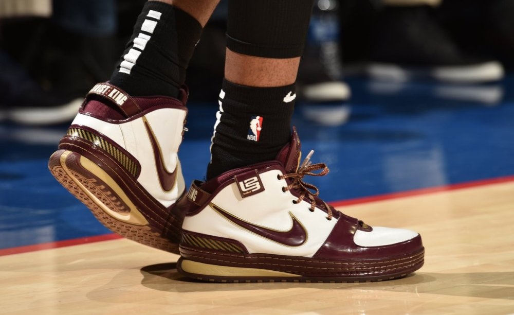 中国澳门U20男足队长：跟学校请假来踢全运会，还得补作业（中国澳门U20男足队长：为打全运会向学校请假，作业还得补上）