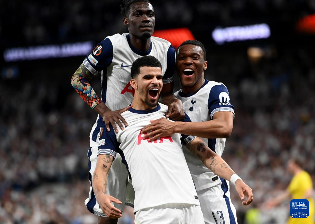 圣诞夜的铁王 三分之神也有失灵的夜晚（圣诞夜，三分神也会熄火成打铁王）