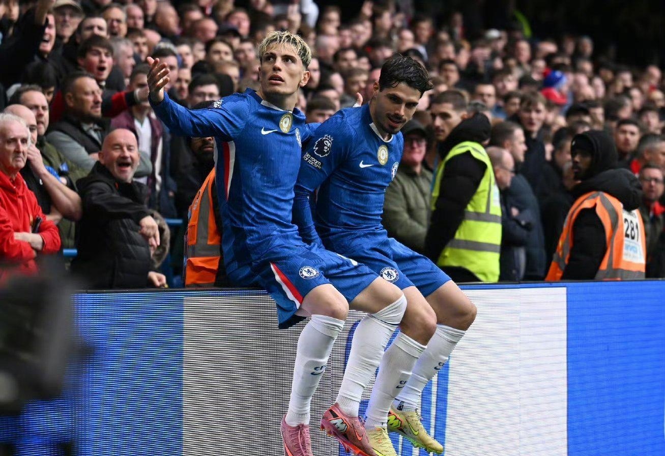 被判争议点球！圣克拉拉主帅：今天是葡萄牙足球的黑暗日（争议点球成焦点，圣克拉拉主帅：葡萄牙足球迎来至暗时刻）