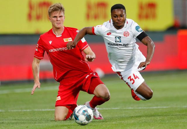 孔德：下半场我们提高了比赛水平，但不能把晋级视为理所当然（孔德：下半场表现提升，但晋级绝非板上钉钉）