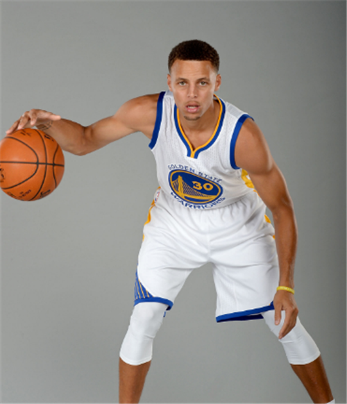 懂球帝中超MVP｜萨里奇：我会竭尽所能回馈球迷（萨里奇当选懂球帝中超MVP：将全力回馈球迷）