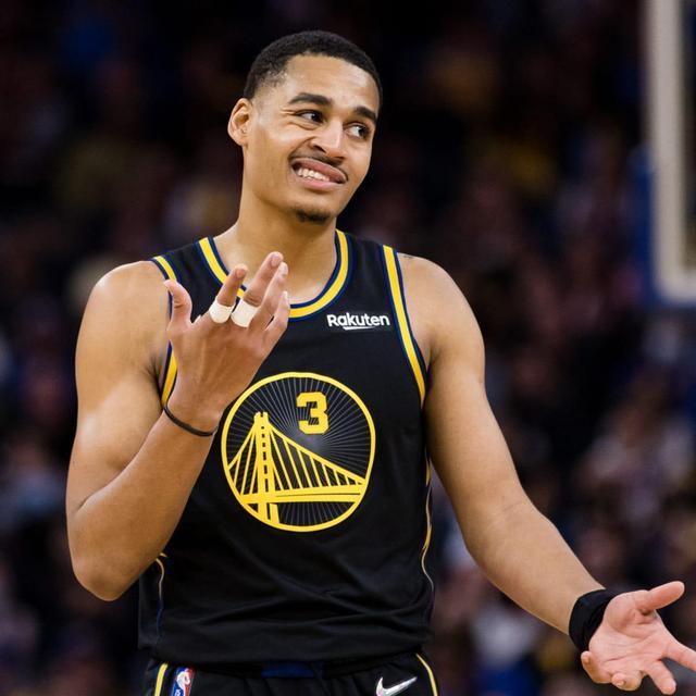 官方：西班牙女足归化25岁原尼日利亚籍前锋伊马德（官宣：25岁原尼日利亚籍前锋伊马德正式归化西班牙女足）