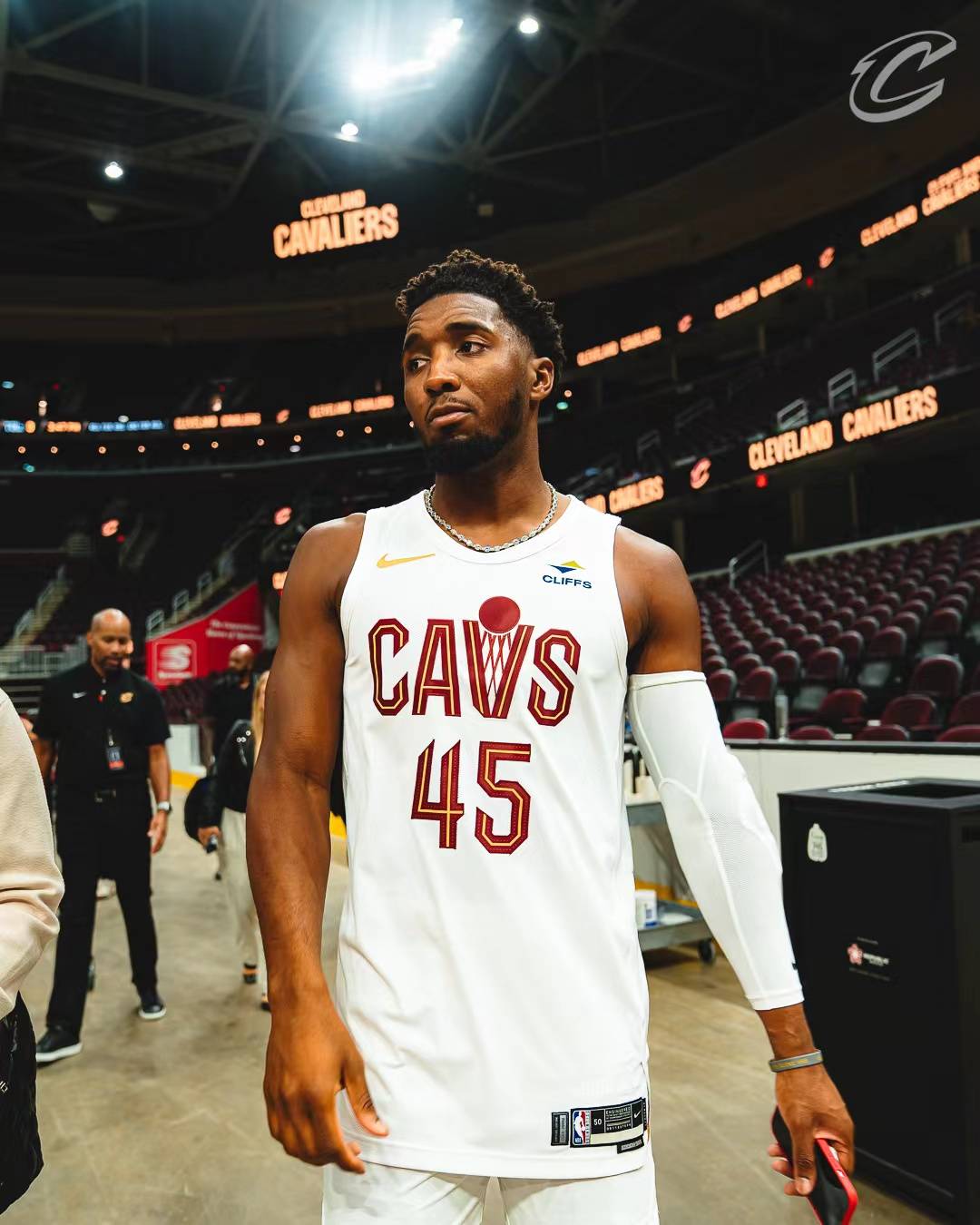 世界杯夺冠赔率：巴法西3强并列第1 国足1赔501（世界杯冠军赔率出炉：巴西、法国、西班牙三强并列第一，国足1赔501）