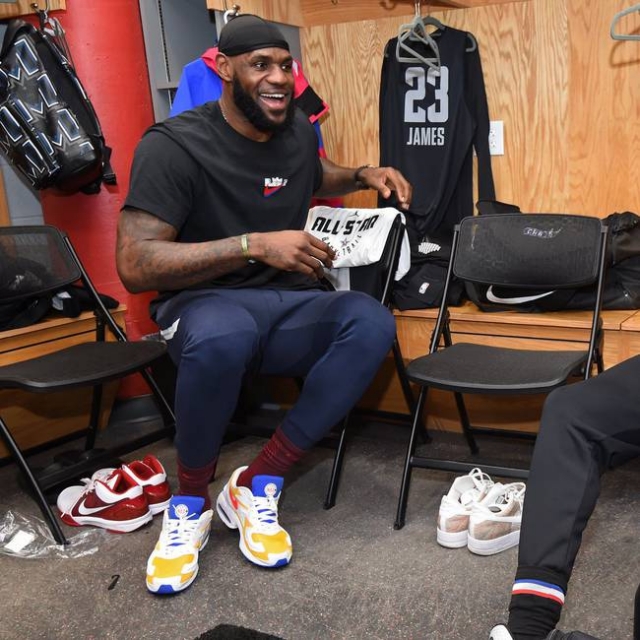 探寻篮球禁区制霸者：东契奇独占鳌头（聚焦禁区霸主：东契奇一骑绝尘）