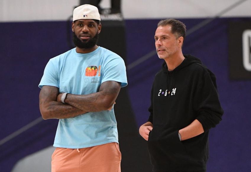 早报：求一个全是名场面的评论区（早报：来个名场面刷屏的评论区）