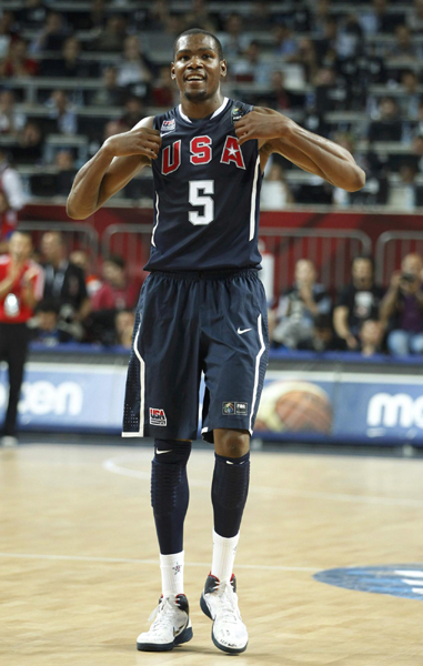 比利亚雷亚尔2-3哥本哈根，科内柳斯制胜，埃尔尤努西闪击（哥本哈根3-2力克比利亚雷亚尔：科内柳斯制胜，埃尔尤努西闪电破门）