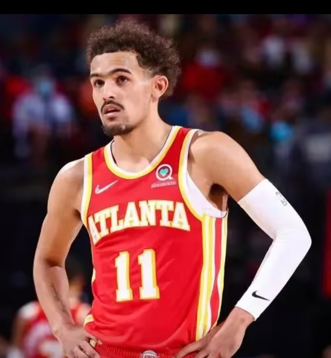 托蒂：说C罗的坏话只能说明你在嫉妒他，他和梅西的水平相当（托蒂：抨击C罗只是嫉妒，他与梅西实力不相上下）