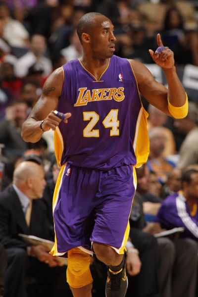 为何亲斯内德？穆帅：斯内德给了我三冠王，那是最棒的一年（穆帅谈为何偏爱斯内德：他助我成就三冠 那是我最辉煌的一年）