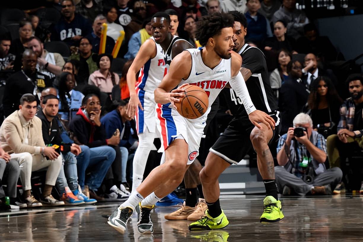 执教过多支德甲球队，记者：拉巴迪亚曾进入国足选帅最终阶段（曾执教多支德甲队，记者称拉巴迪亚一度跻身国足选帅最终环节）