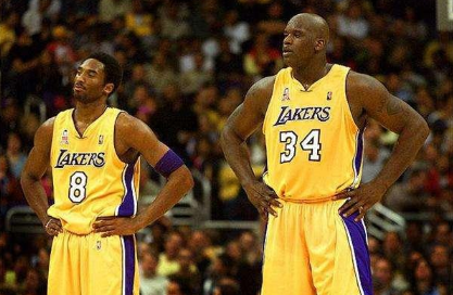 法比奥庆祝足协杯夺冠：将永远存在的时刻，一切荣耀归于上帝（法比奥庆祝足协杯称王：这一刻将被铭记，所有荣耀献给上帝）