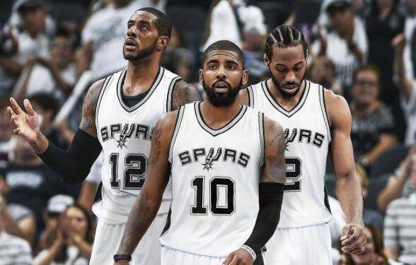 梅西抵达加尔各答开启印度行，当地民众机场迎接陷入疯狂（梅西飞抵加尔各答开启印度之旅，机场粉丝热情沸腾）