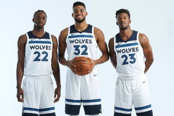 中超转会市场：广州队签下外援,（中超转会动态：广州队敲定外援加盟）